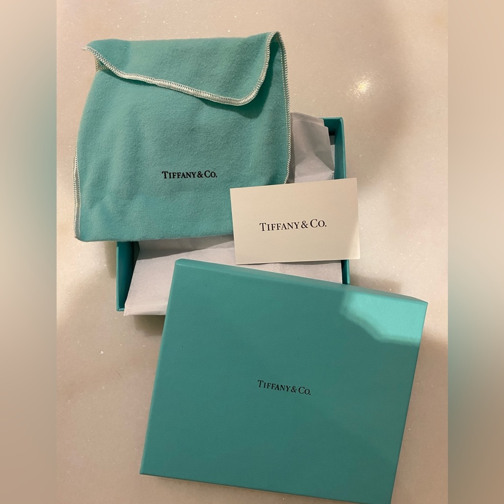 Tiffany & Co box, dust bag, tissue